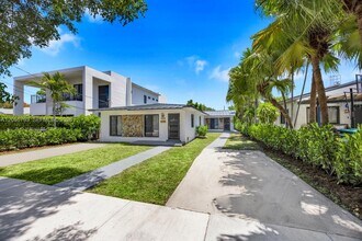 Building Photo - 3050 SW 26th St