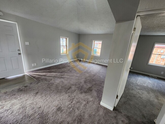 Foto del edificio - Newly renovated 2 bedroom, 2 bathroom home...