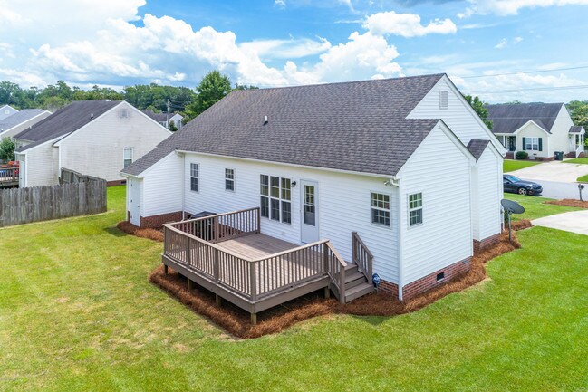 Building Photo - 677 Ashley Meadows Dr