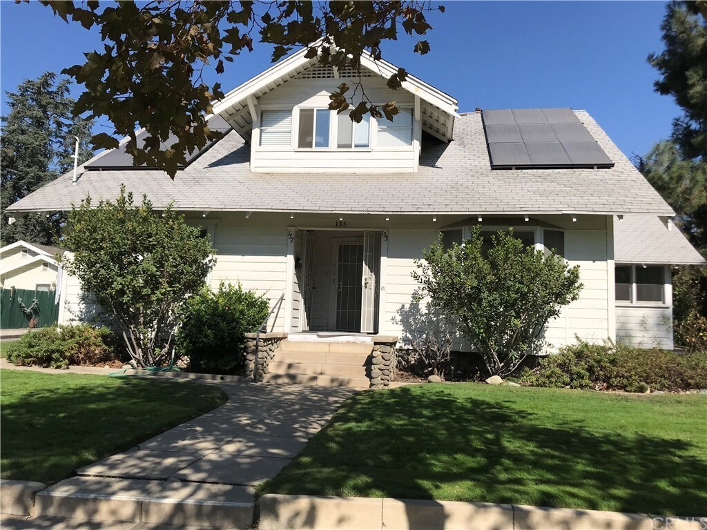 133 W 10th St, Claremont, CA 91711 Townhouse for Rent in Claremont