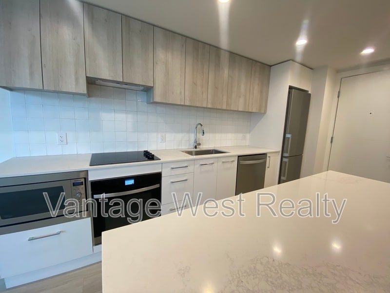 Primary Photo - 3699-3699 Capozzi Rd