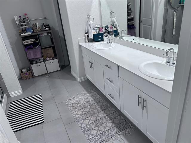 Foto del edificio - 447 Crystal Clear Ln