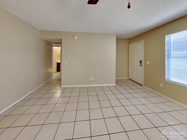 Building Photo - 4763 W Menadota Dr