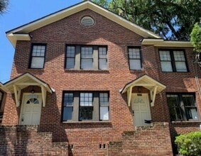Building Photo - 2839 St Johns Ave
