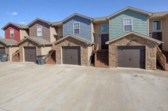 Building Photo - 992-D S Ash Ridge Dr