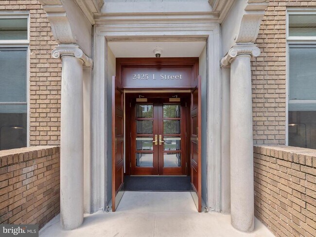 Foto del edificio - 2425 L St NW