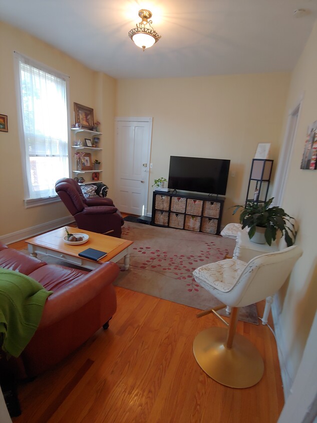 Primary Photo - 2215 N Dayton St