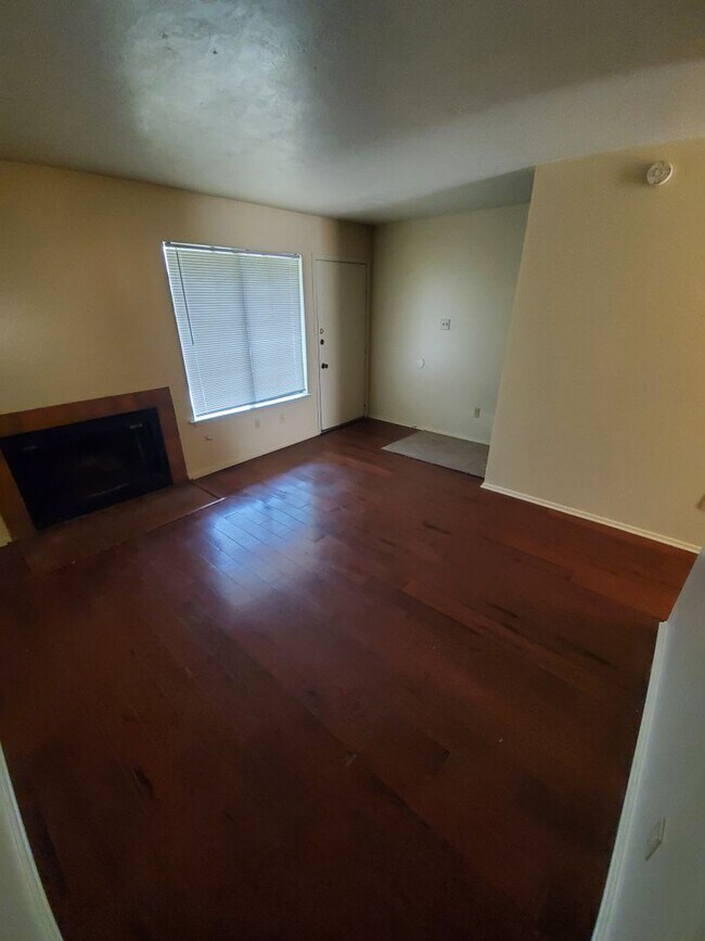 Foto del edificio - College Station - 2 bedroom / 1.5 bath / 2...