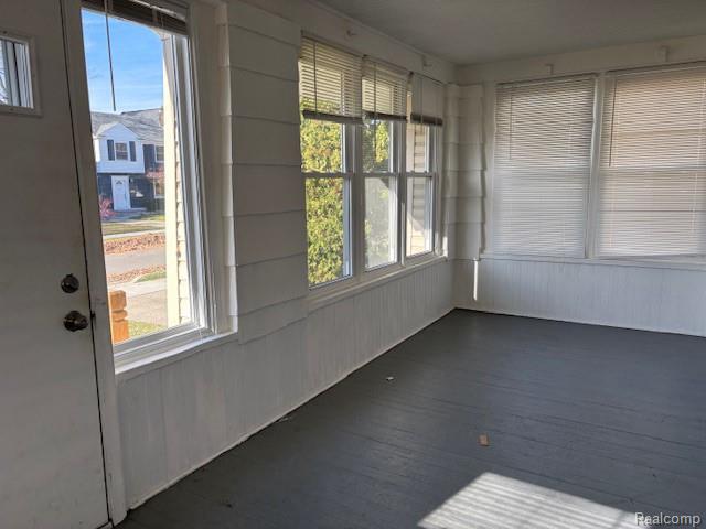 Foto del edificio - 901 Longfellow Ave