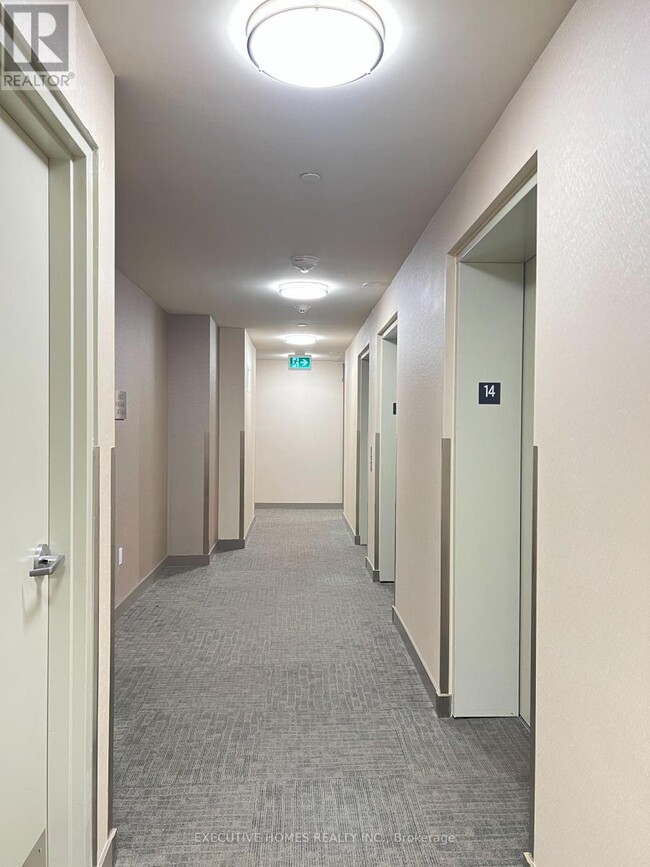 Building Photo - 4055 Parkside Village Dr