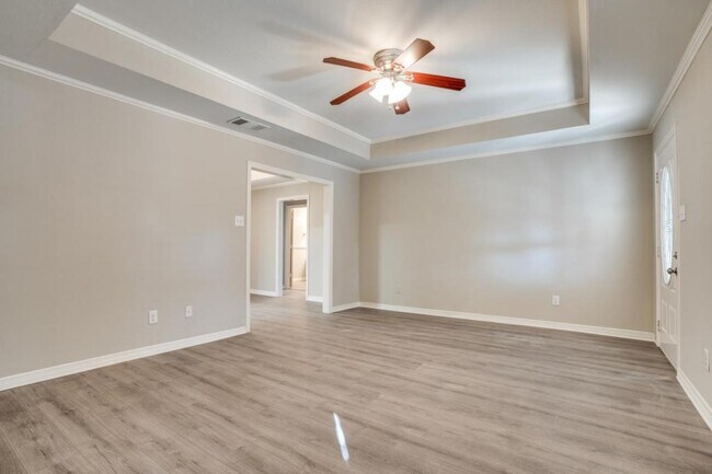 Building Photo - 3533 Gibsondell Ave