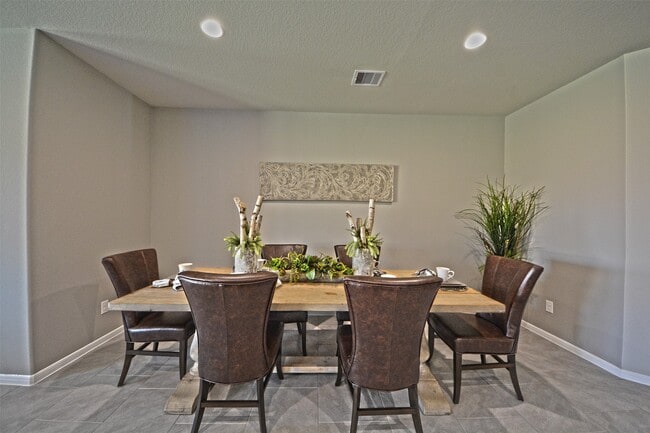 Building Photo - 8515 Ideal Dr