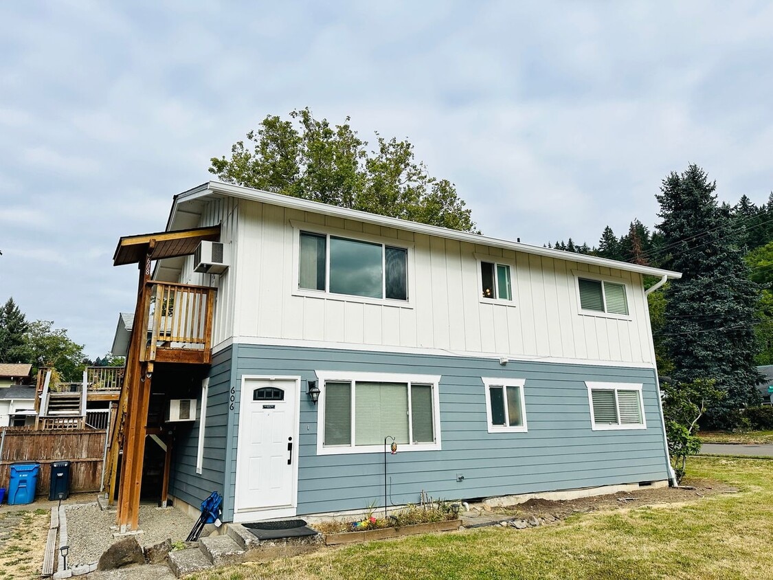 Charming & Cozy Camas Duplex - Charming & Cozy Camas Duplex