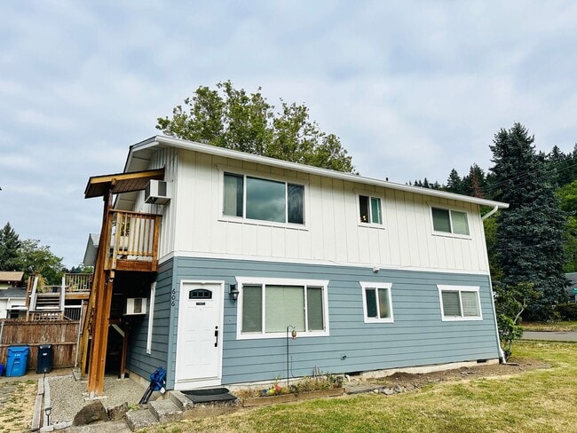 Charming & Cozy Camas Duplex - Charming & Cozy Camas Duplex House