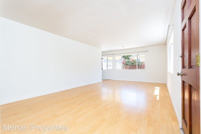 Foto del edificio - 3426-3428 Cherokee Ave
