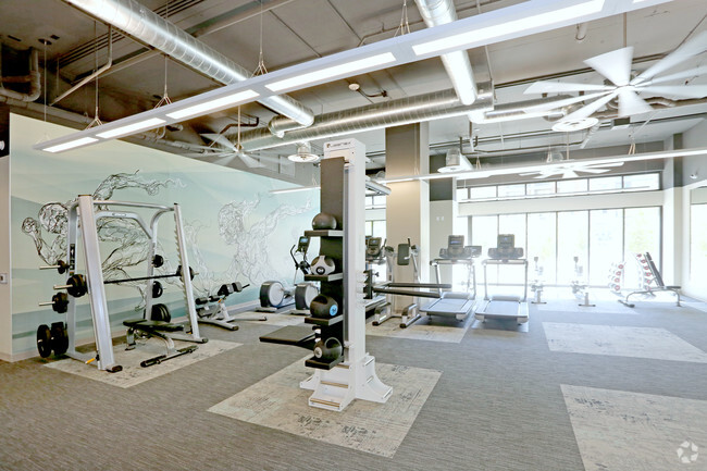 Fitness Center - Peak 16