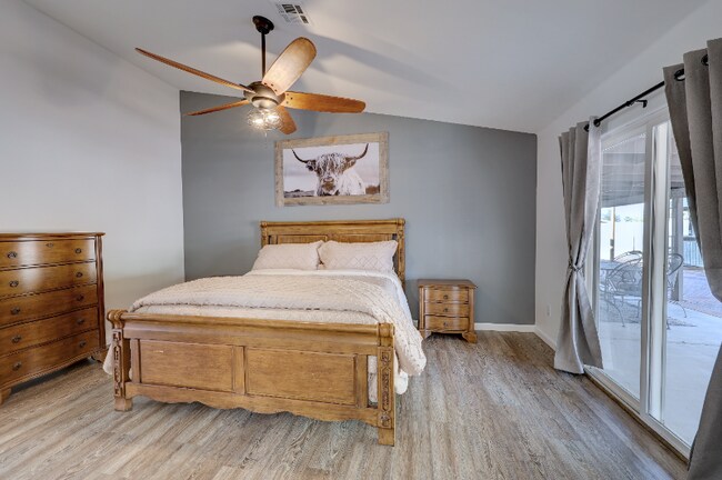 Building Photo - 9020 Crystal Rock Cir