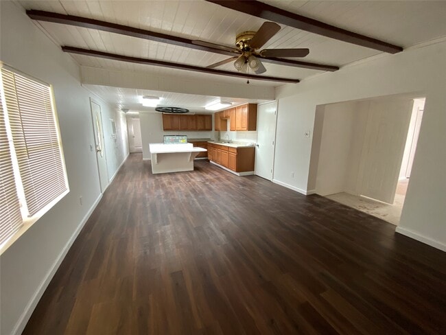 Foto del edificio - 20672 Trinity Way