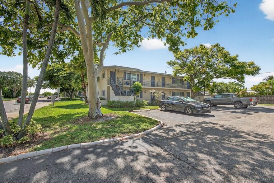 Foto principal - 809 Lighthouse Dr