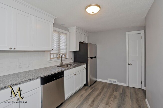 Foto del edificio - 3 Bedroom Single Family Home in East Forest Park Springfield, MA!