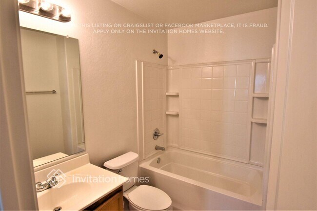 Foto del edificio - 6413 W Orchid Ln