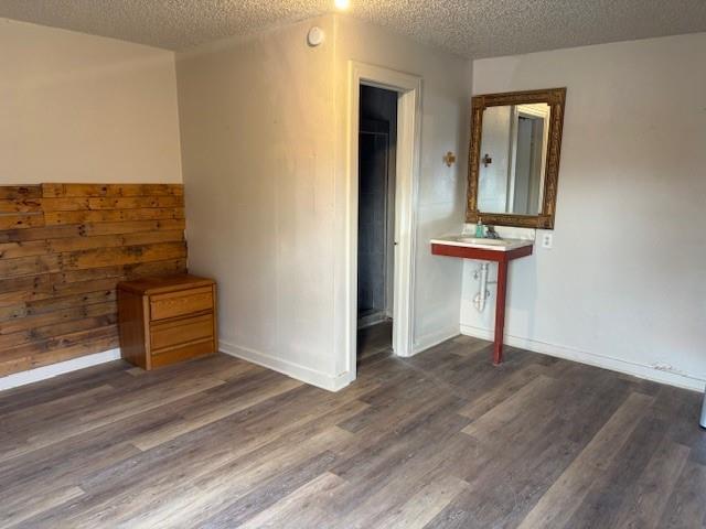 Building Photo - 2070 US-69