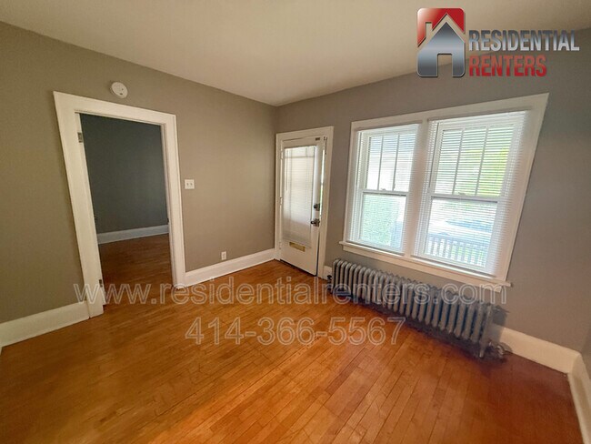 Foto del edificio - 1637 S 68th St