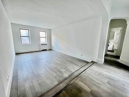 Foto principal - 1 bedroom in BRONX NY 10456