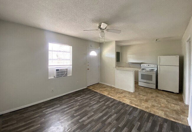 Foto del edificio - 473 Lutheran Church Rd