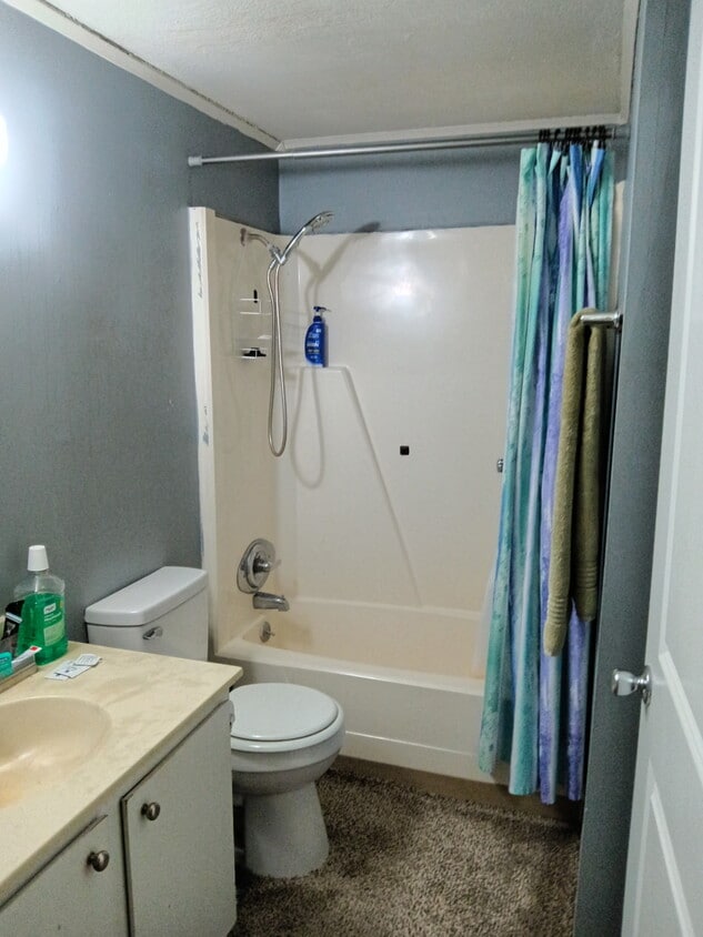 Foto del edificio - 5083 Castlewood Way