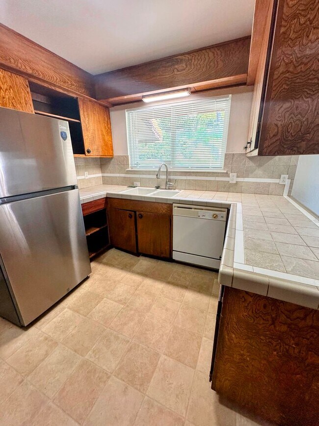 Foto del edificio - 3201 Springe St