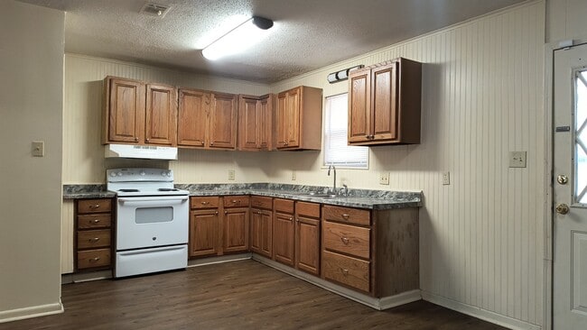 Foto del edificio - 2313 Starlite Dr