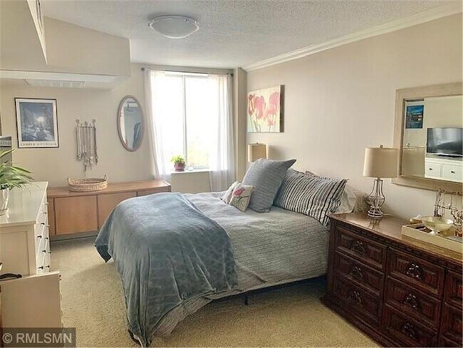 Foto del edificio - 2800 W 44th St