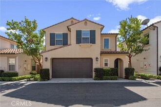 Building Photo - 198 Desert Bloom