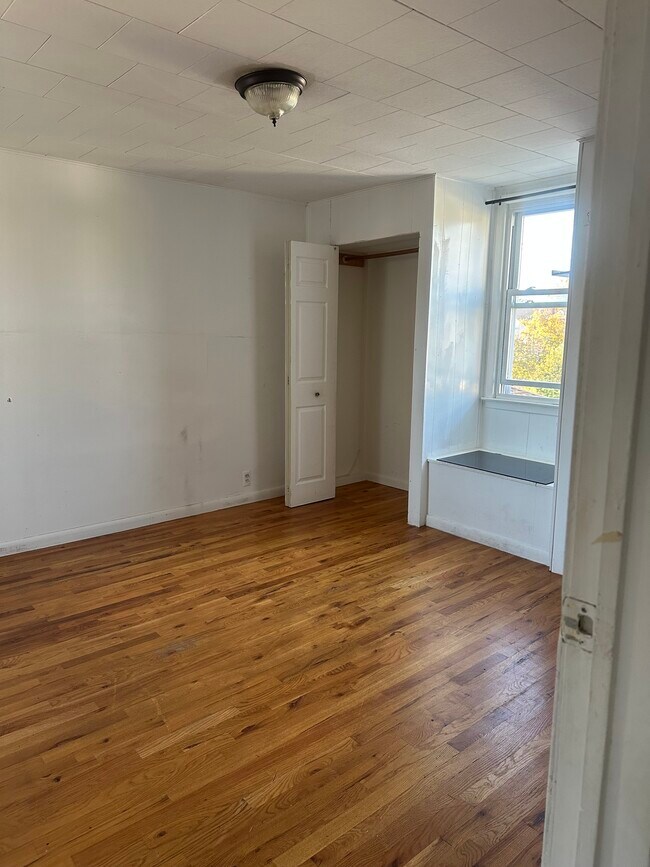 Foto del edificio - 131 Sayre St