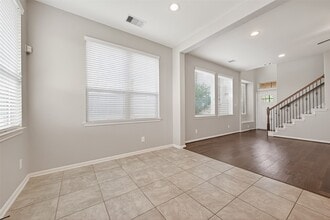 Building Photo - 134 Mimosa Silk Ct