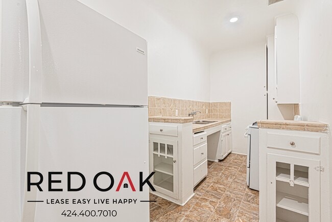 Foto del edificio - 706 N St Andrews Pl