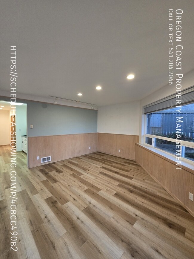 Foto del edificio - 839 SW 2nd St