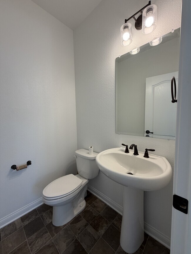 Foto del edificio - 7008 W Steele Canyon St