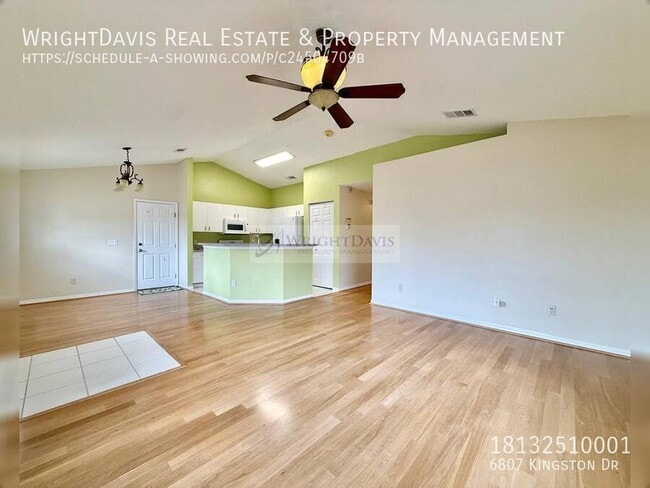 Foto del edificio - 6807 Kingston Dr