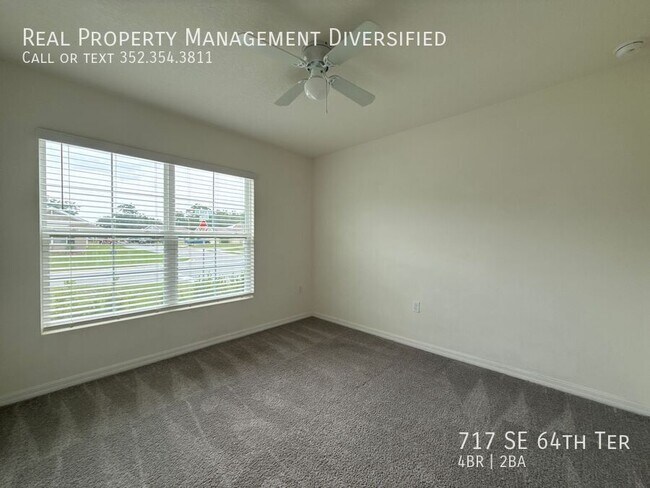 Foto del edificio - 717 SE 64th Terrace