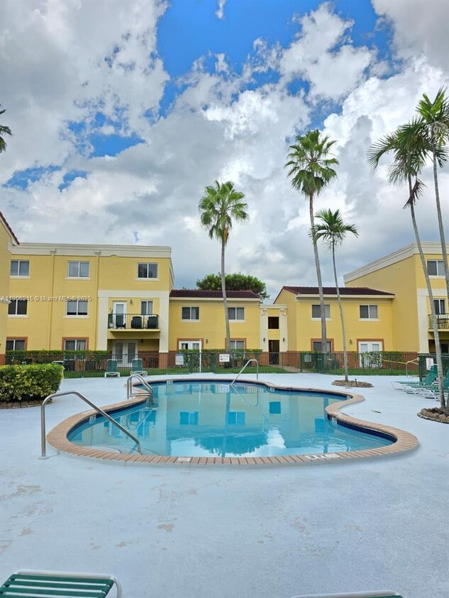 Foto principal - 12635 SW 91st St