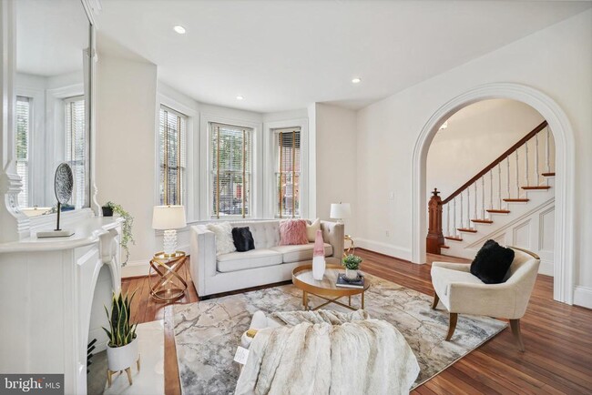 Foto del edificio - 937 N St NW