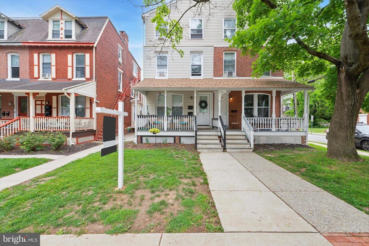 Primary Photo - 602 S Walnut St