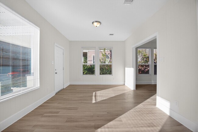 Foto del edificio - 304 W Vulcan St