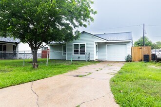 Building Photo - 809 Norell St