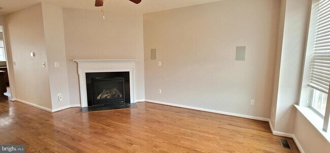 Foto del edificio - 2709 Sunnyside Ln