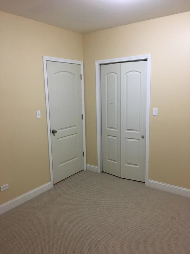 Foto del edificio - 4 bedroom in Chicago IL 60624