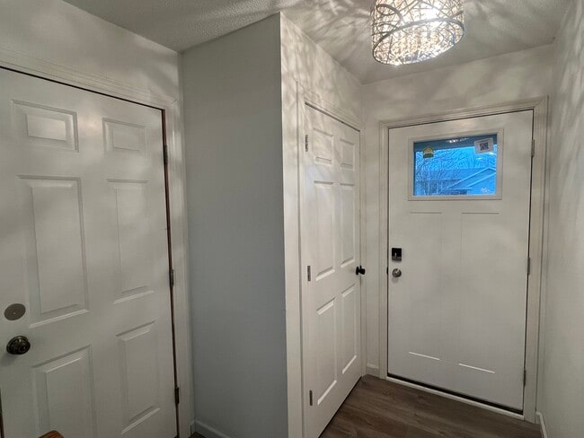 Foto del edificio - 5409 King Arthur Dr NW