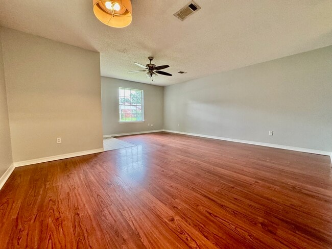 Photo - 161 Dodge Ave Townhome